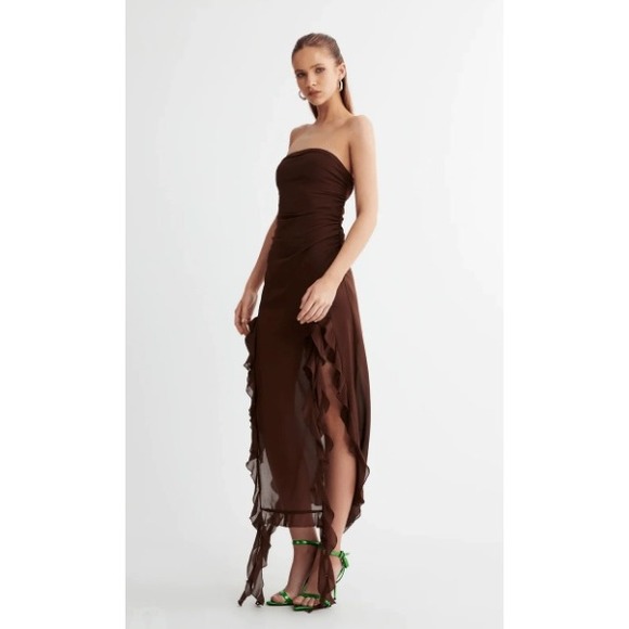 Lioness Dresses & Skirts - Lioness Rendezvous Dress Brown Ruched Strapless Ruffle Midi Party Night Out M